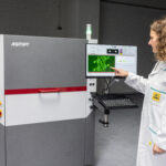ASMPT InspectionSolutions Process Lens with operator (1)